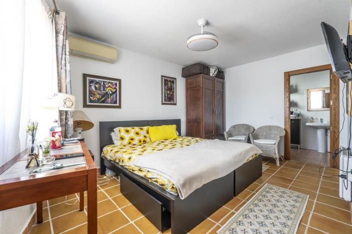 Image No.46-5 Bed Villa for sale