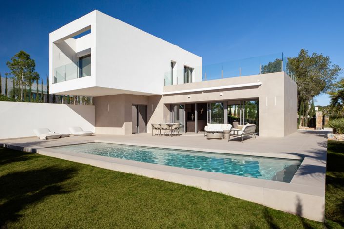 Image No.1-3 Bed Villa for sale