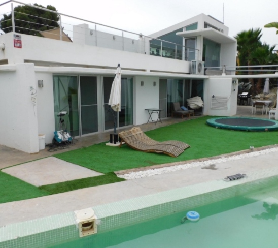 Image No.1-6 Bed Villa for sale