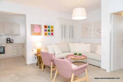 10-House--297-