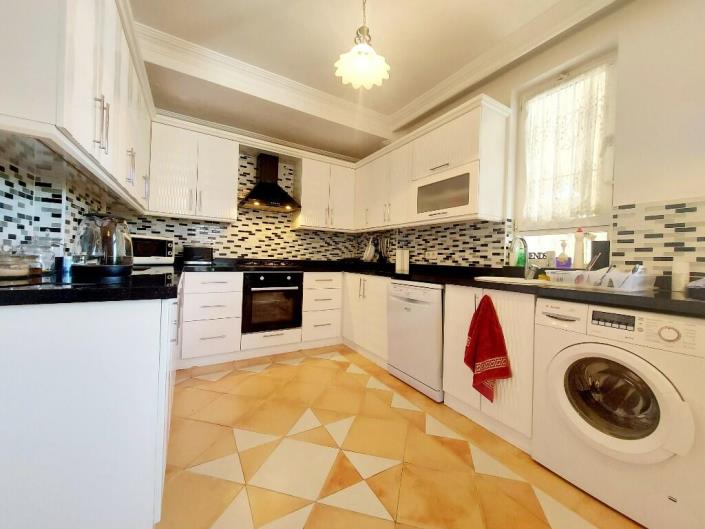 Image No.9-4 Bed Villa for sale