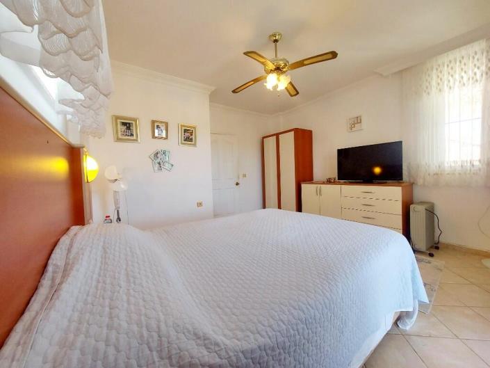 Image No.37-4 Bed Villa for sale