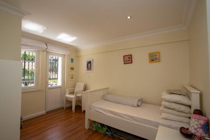 Image No.23-3 Bed Apartment for sale