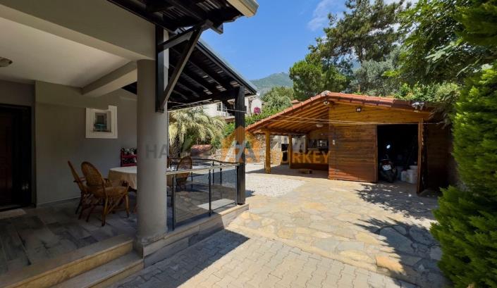 Image No.47-5 Bed Villa for sale