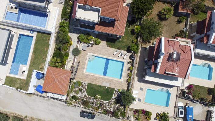 Image No.2-7 Bed Villa for sale