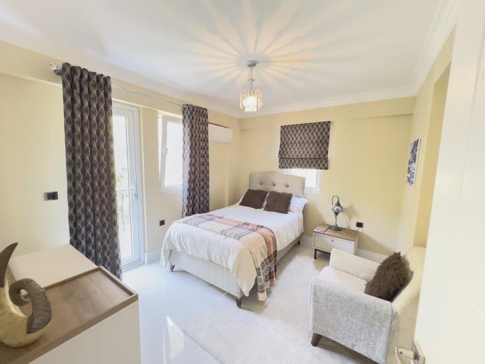 Image No.26-7 Bed Villa for sale