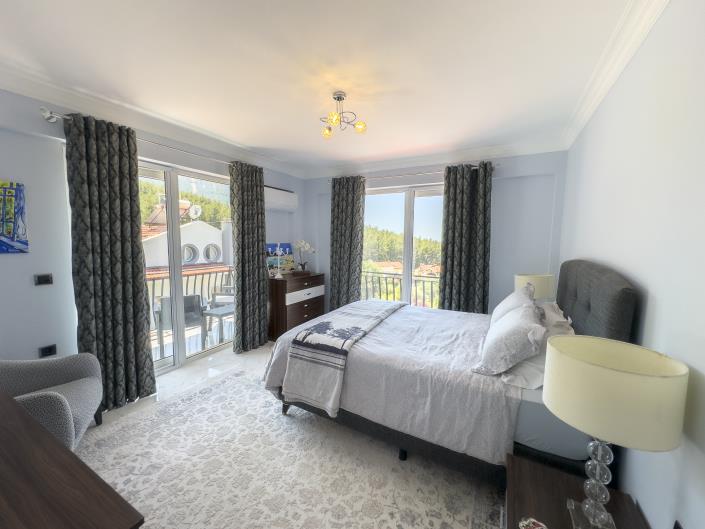 Image No.28-7 Bed Villa for sale