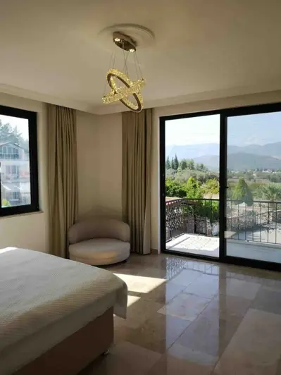 Image No.47-5 Bed Villa for sale