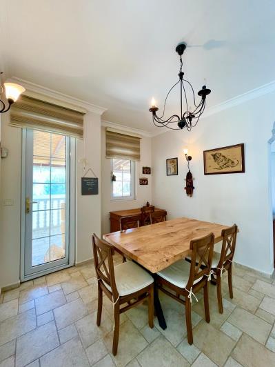 Image No.15-3 Bed Semi-Detached for sale