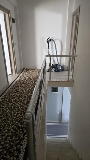 Image No.21-4 Bed Apartment for sale