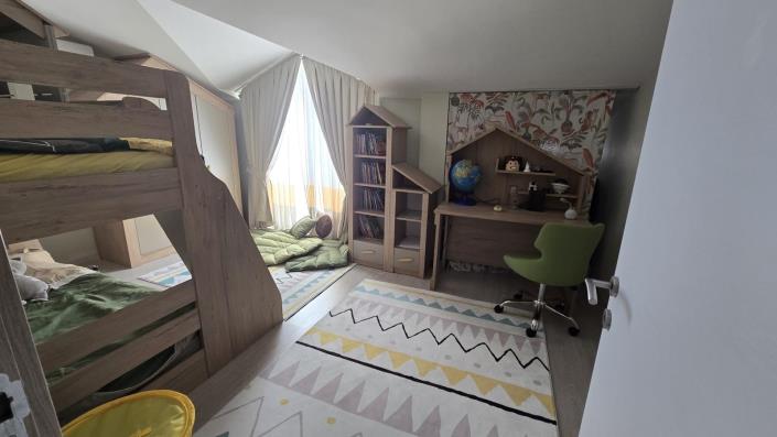 Image No.43-4 Bed Apartment for sale