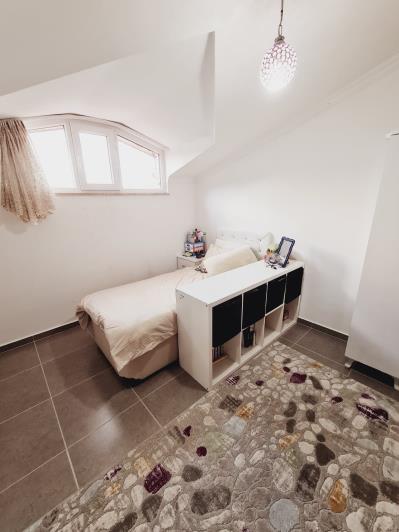 Image No.18-4 Bed Apartment for sale