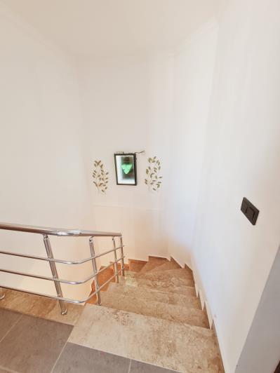 Image No.30-4 Bed Apartment for sale