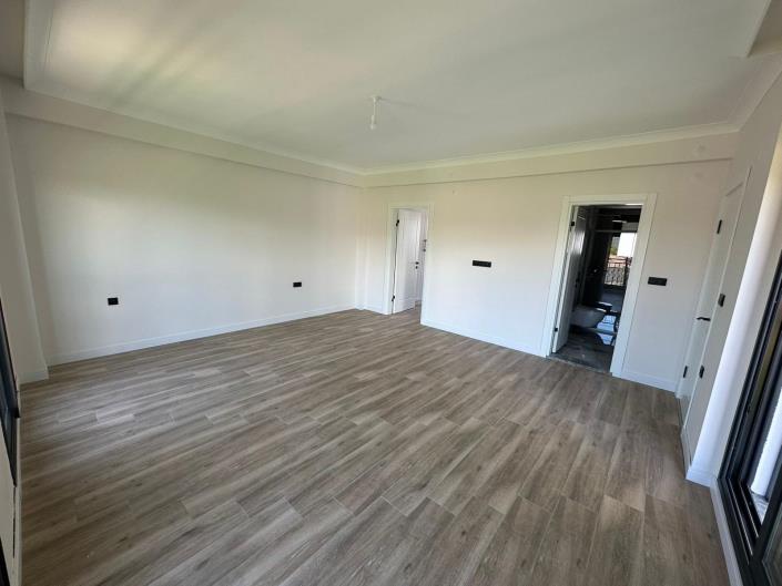 Image No.24-4 Bed Villa for sale