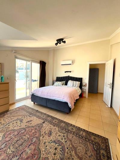 Image No.25-3 Bed Villa for sale