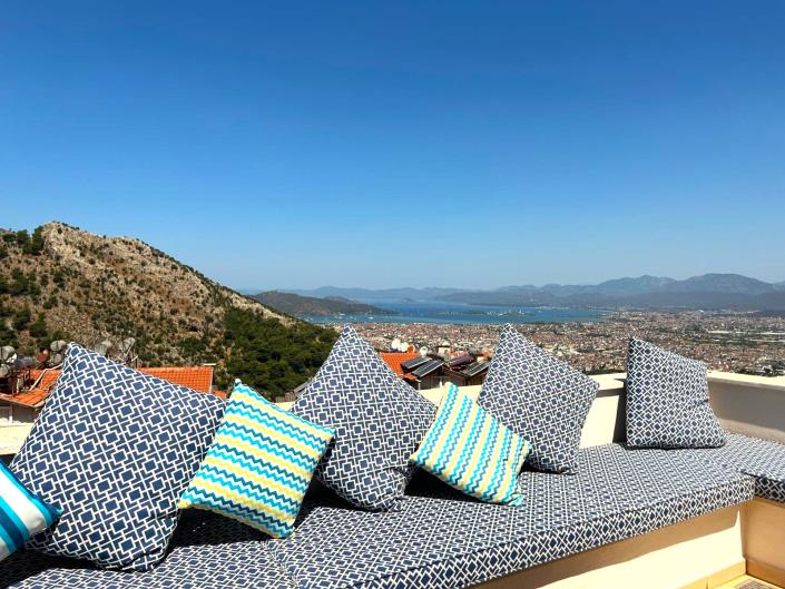 Image No.1-3 Bed Villa for sale