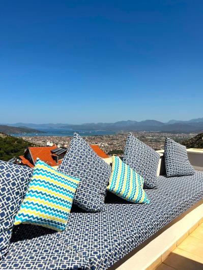 Image No.2-3 Bed Villa for sale