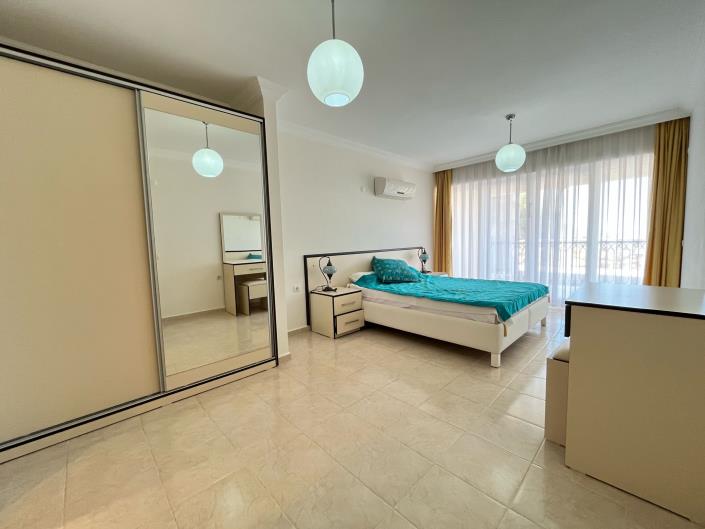 Image No.27-3 Bed Apartment for sale