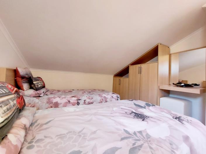 Image No.36-3 Bed Apartment for sale