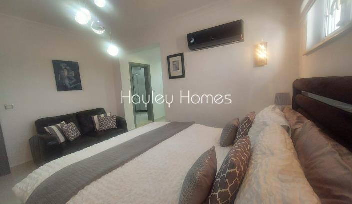 Image No.23-5 Bed Villa for sale