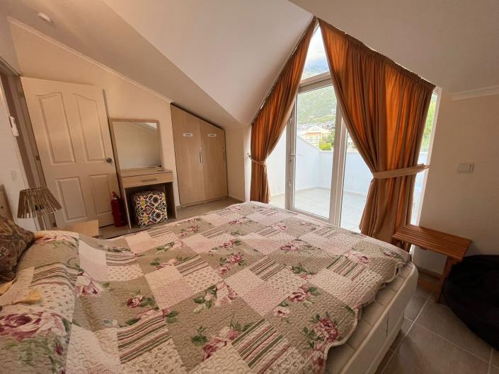 Image No.26-2 Bed Apartment for sale