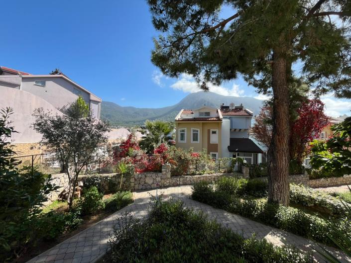 Image No.42-4 Bed Apartment for sale