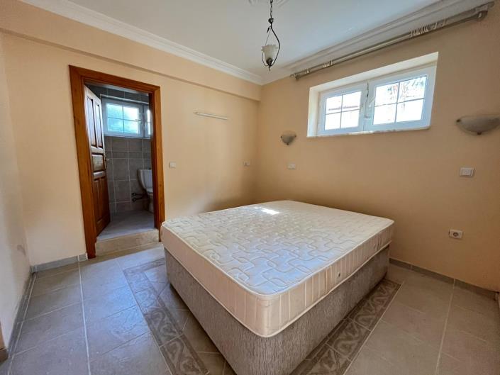 Image No.30-4 Bed Apartment for sale