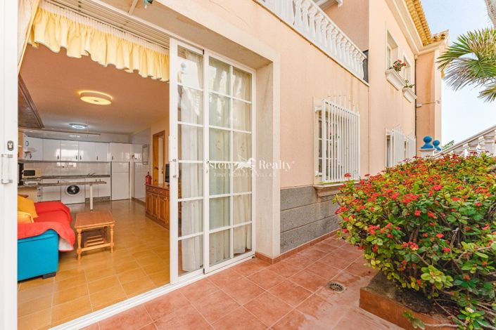 Image No.37-15 Bed Property for sale