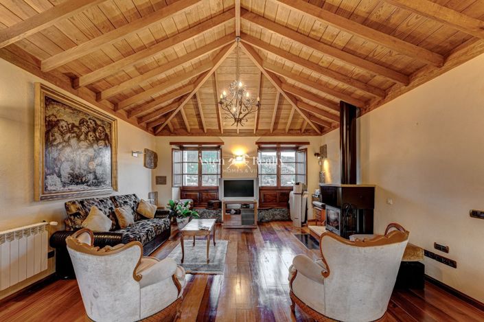 Image No.28-4 Bed House for sale