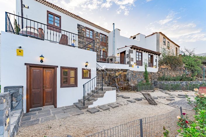 Image No.9-4 Bed House for sale