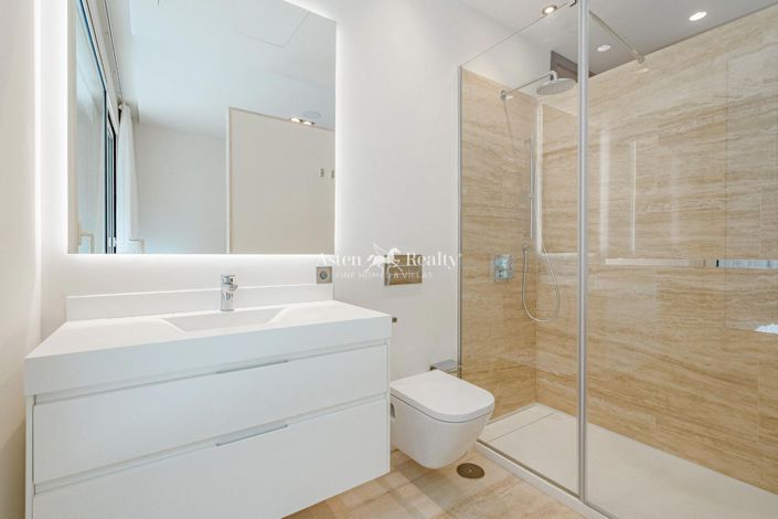 Image No.46-5 Bed Villa for sale