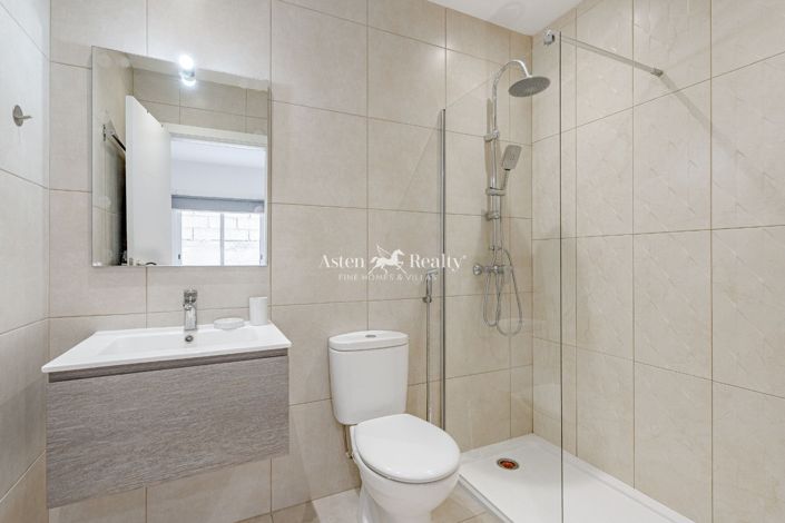 Image No.11-3 Bed Villa for sale