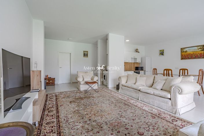 Image No.4-3 Bed Villa for sale