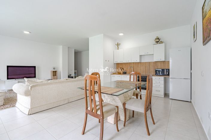 Image No.5-3 Bed Villa for sale