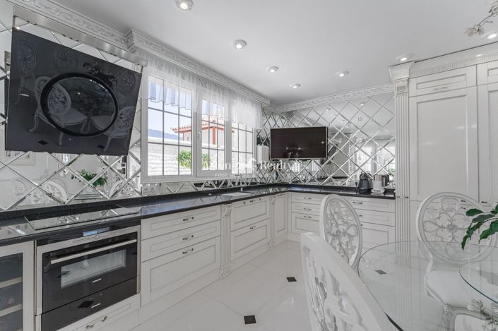 Image No.14-6 Bed Villa for sale