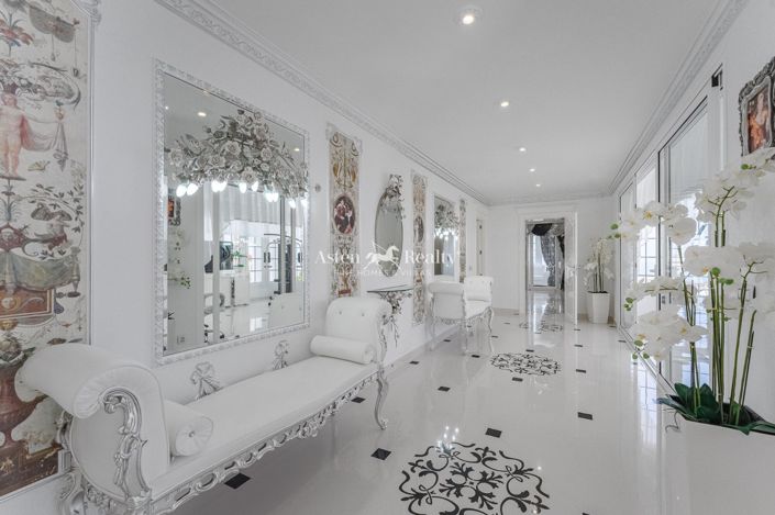 Image No.20-6 Bed Villa for sale