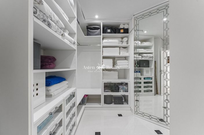 Image No.29-6 Bed Villa for sale