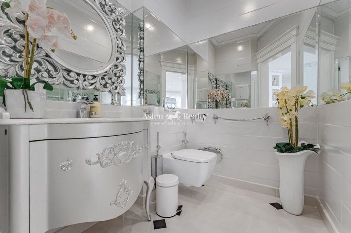 Image No.54-6 Bed Villa for sale