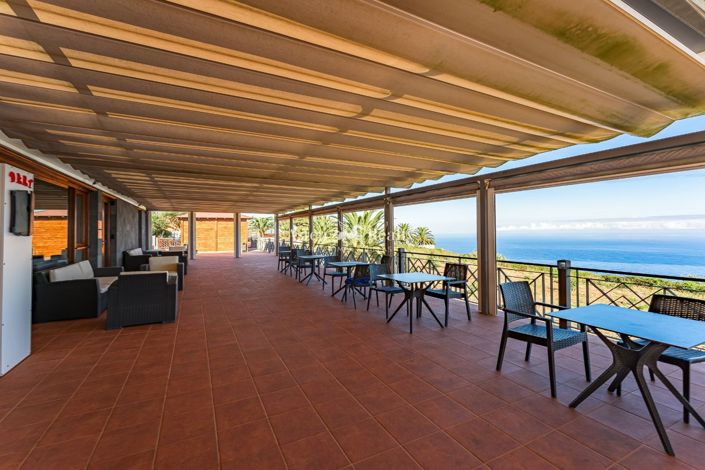 Image No.17-20 Bed Property for sale