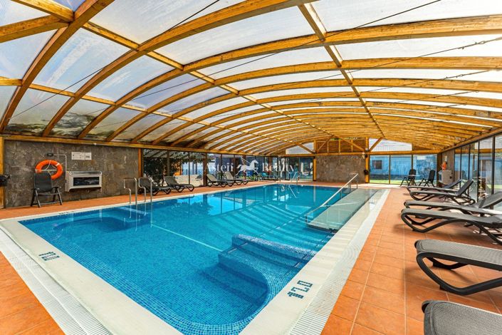 Image No.22-20 Bed Property for sale