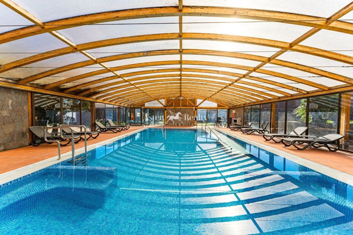 Image No.23-20 Bed Property for sale