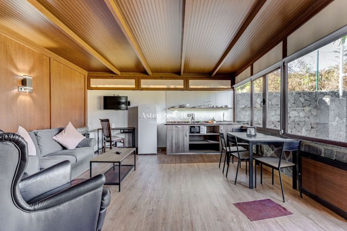 Image No.28-20 Bed Property for sale