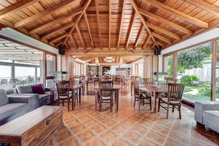 Image No.58-20 Bed Property for sale