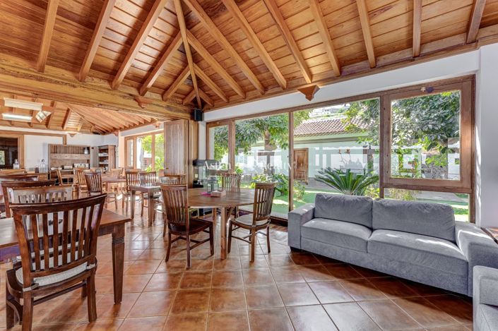 Image No.59-20 Bed Property for sale