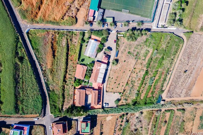 Image No.9-20 Bed Property for sale