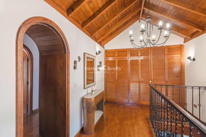 Image No.24-4 Bed Villa for sale