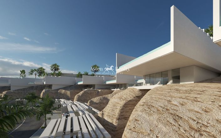 Image No.2-3 Bed Villa for sale