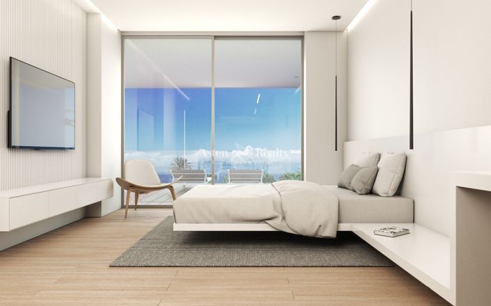 Image No.28-4 Bed Villa for sale