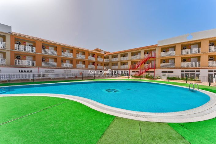 Image No.10-50 Bed Property for sale