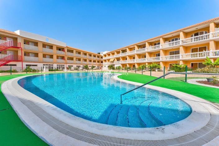 Image No.11-50 Bed Property for sale